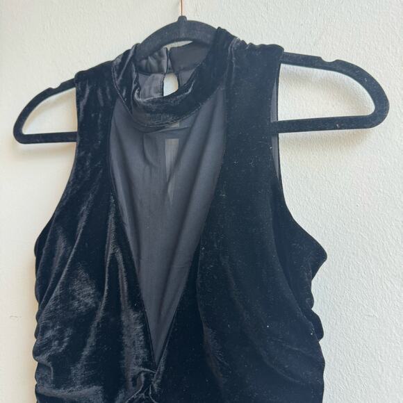 Emerald Sundae Black Velvet Cocktail Dress Short - S - Picture 3 of 4